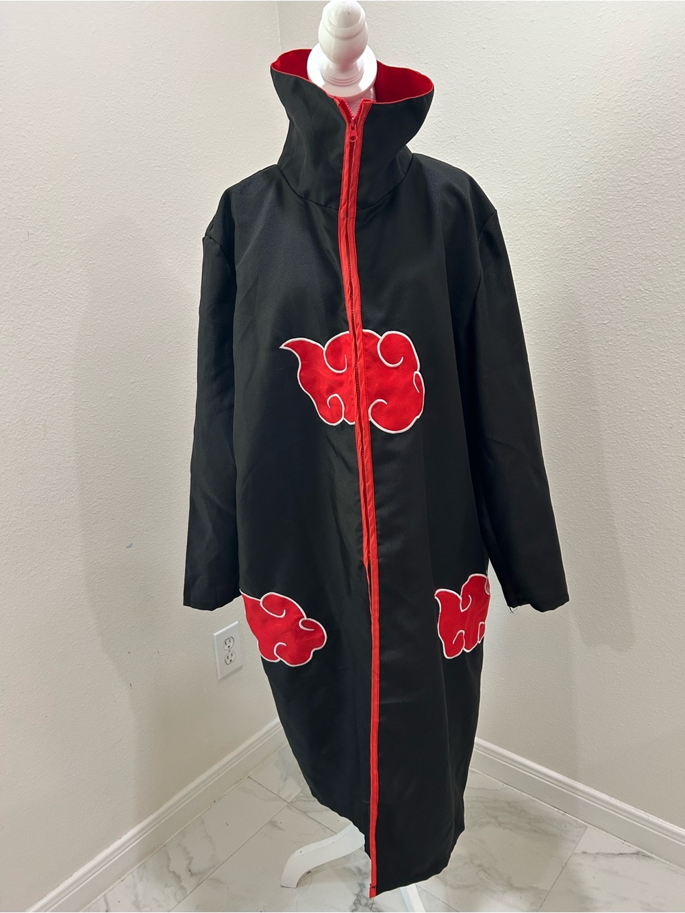 Naruto Shippuden Akatsuki Long Hooded Coat with Red Cloud Detailing, Size Large